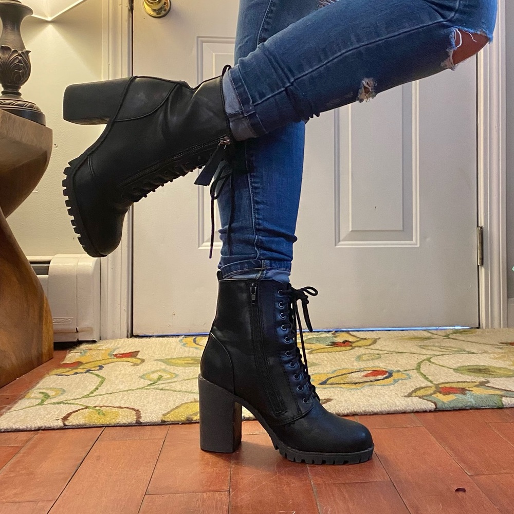 Black moto/combat boot